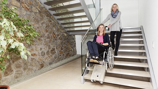 Anwendungsbeispiel für eine Treppenraupe im Innenbereich