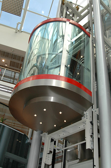 Personenaufzug nach Maß, XXXLutz Vöcklabruck